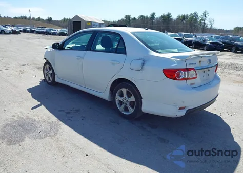 2012 Toyota Corolla S z USA, uszkodzony, nr VIN 2T1BU4EE5CC882396